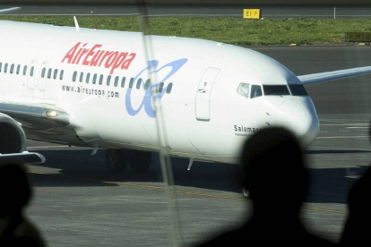 La aerolínea conectará directamente las ciudades ecuatorianas con Madrid.