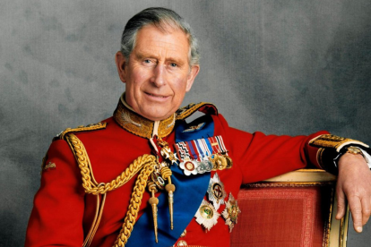 El rey Carlos III tiene una difícil relación con el príncipe Harry