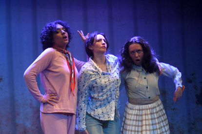 La comedia tuvo un primer recorrido por seis parroquias rurales de la capital.