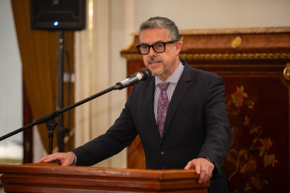 El viceministro Alejandro Dávalos habló del precio del contrato con una empresa de EE.UU., para conseguir encuentros con autoridades estadounidenses.