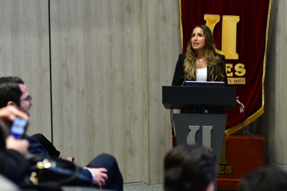 Charla. La conferencia Women In Science reunió a científicas y activistas que compartieron sus conocimientos en la academia.