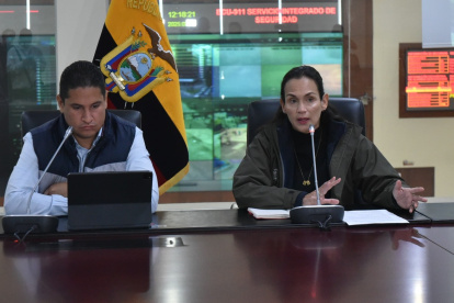 La ministra Inés Manzano encabezó el COE Nacional por lo ocurrido en Esmeraldas.