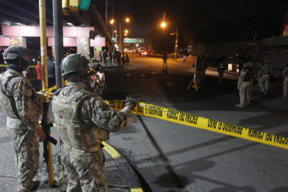 Reconstrucción del caso Malvinas en Guayaquil: Familiares, defensas y Fuerzas Armadas presentes en la diligencia del 16 de marzo.