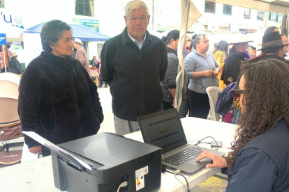 Los adultos mayores pueden acceder a este beneficio que da el SRI.