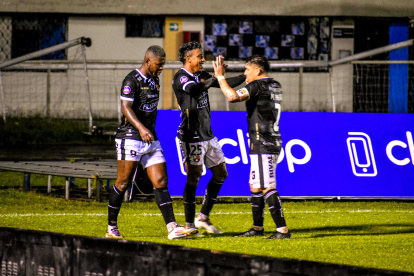 La fase de grupos de la Copa Libertadores 2025 se empezarán a jugar en abril.