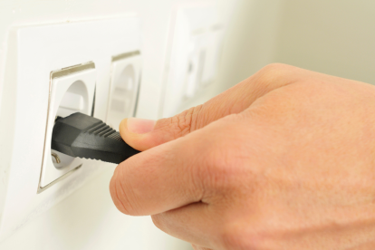 Residentes del sur de Guayaquil reportan cortes de luz.