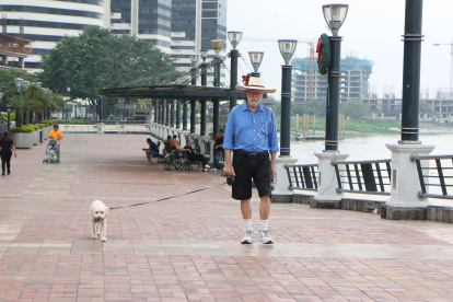 El secctor de Puerto Santa Ana se impone como el más costoso para comprar y rentar una casa.