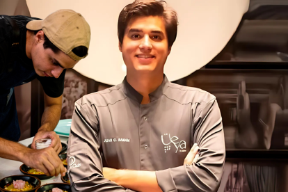 Samán es CEO de Üeya, la primera barra omakase de Guayaquil.