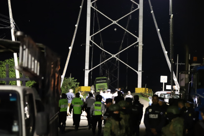 Caída de un puente colgante en Daule.