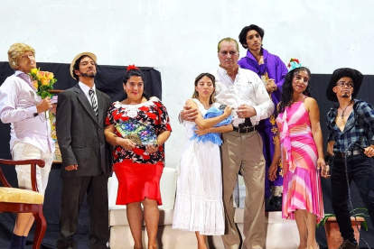 Santa Elena reafirma su compromiso con el arte y la cultura