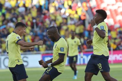 Enner Valencia (c) será la principal carta en el ataque tricolor.