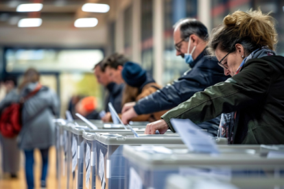 En la región, el apoyo a soluciones no democráticas creció diez puntos en las dos últimas décadas.