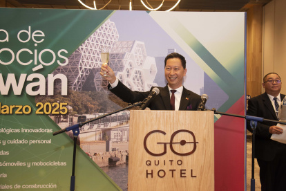 El embajador Augusto Liao fue el encargado del brindis.