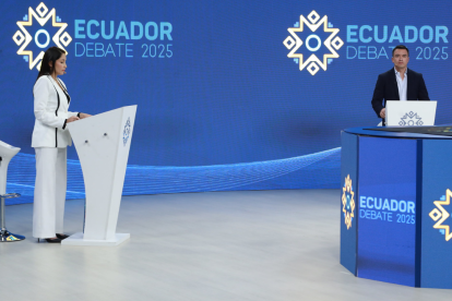 En el debate presidencial se habló sobre los chats del exconsejero Augusto Verduga.