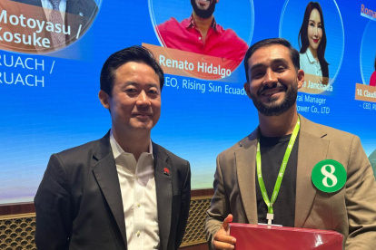 China. Renato Hidalgo, gerente de Rising Sun Ecuador se reunió con el CEO de FusionSun, de la división de energía de Huawei a nivel mundial