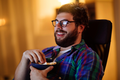 Se espera que la serie explore las desventuras de Stuart y su lucha por encontrar su lugar en el mundo.