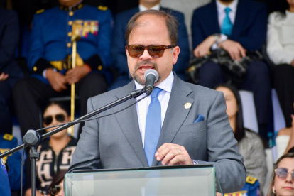 John Reimberg, ministro del Interior.