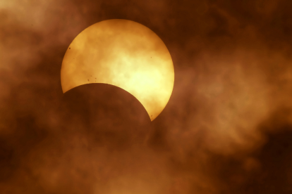 El eclipse solar parcial del 29 de marzo se verá en diversas partes del mundo.