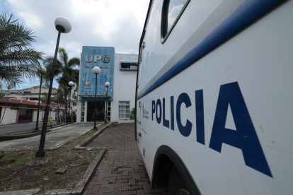 El UPC de Urdesa Norte, inhabilitado, tuvo que ser readecuado por la comunidad.