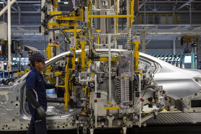 Producción. México exporta casi 3 millones de vehículos a Estados Unidos y surte el 40 % de sus autopartes.