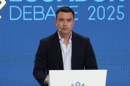 El candidato presidente, Daniel Noboa, durante el debate para la segunda vuelta electoral.