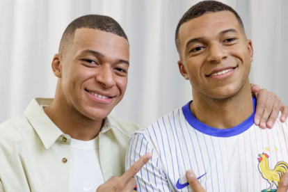 Un reconocimiento a su exitosa carrera como futbolista y su influencia en la cultura deportiva.