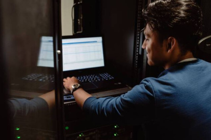 Trabajo. Estudiantes de ingeniería lograron encontrar un algoritmo para detectar el Parkinson temprano.