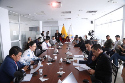 Una sesión de la Comisión de Seguridad y Soberanía, de la Asamblea.