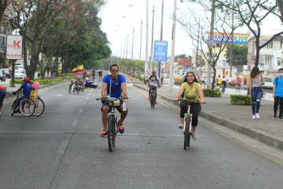 La primera Recreovía se realizó en 2020 en avenida Isidro Ayora, norte de Guayaquil.