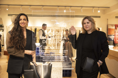 Anabel Rúa y Patricia Alonso, altas directivas de la marca.