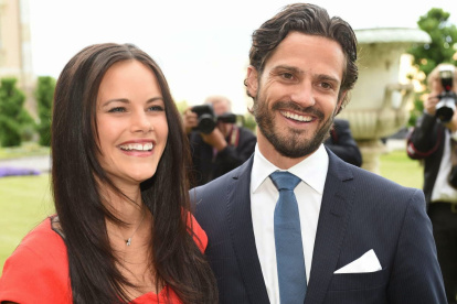 El príncipe Carlos Felipe de Suecia se casó en junio de 2015 con Sofia Hellqvit, con quien tiene cuatro hijos.