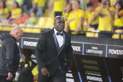 Segundo Alejandro Castillo, director técnico de Barcelona SC, destacó por su elegancia y presencia en el partido contra Independiente del Valle en la Copa Libertadores 2025.