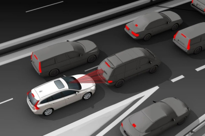 Sensores, radares y múltiples ayudas a la hora de conducir tienen ahora los autos.