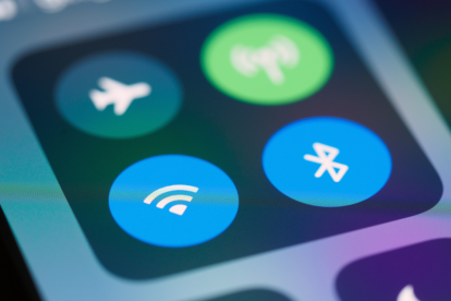 Se recomienda desactivar el internet al salir de casa para evitar riesgos