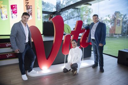 Daniel Orbe, Marisela León y Andrés Bolek.