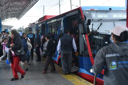 El lunes empezaron a circular 46 de las 60 unidades eléctricas de la nueva flota.