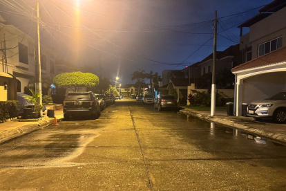 Los usuarios sufren el corte de agua potable.