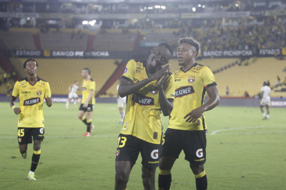 Barcelona SC lidera la tabla de posiciones de la LigaPro 2025.