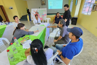 ONG. La Fundación Arcoiris se preocupa por cuidar las zonas protegidas al sur del país.