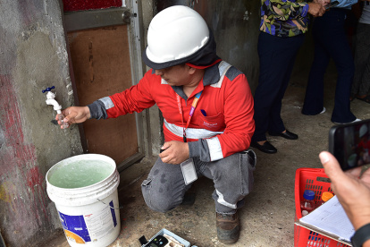 Inspección. Interagua visitó algunos sectores de Guayaquil.