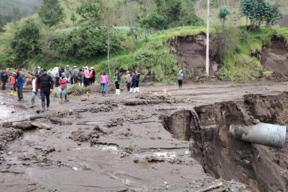 Los aluviones afectan la vialidad de Sigchos.