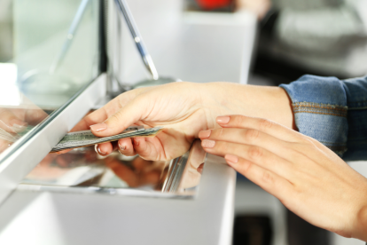 Ayudas económicas del MIES.