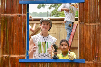 ONG. La Fundación Caemba nació luego del terremoto del 2016 con el fin de construir viviendas a las personas afectadas.