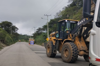 Imagen referencial de la vía Cuenca-Girón-Pasaje.