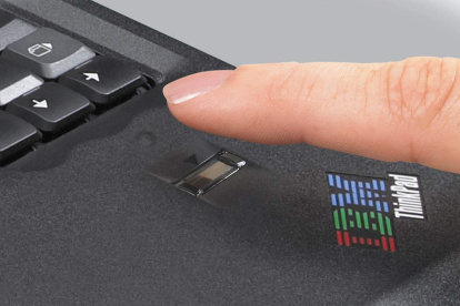 El uso de biométrico en las empresas para marcar la entrada y salida del trabajo.