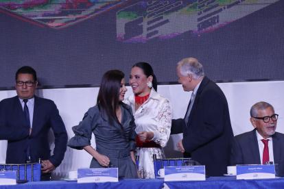 Diana Atamaint, presidenta del CNE, en la inauguración de la jornada.