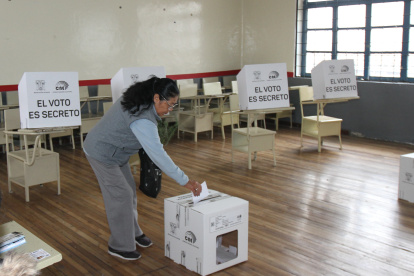 La jornada de votación en Cuenca se desarrolla con normalidad.