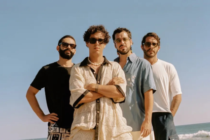 La banda venezolana de rock/reggae y rock alternativo en españo, Rawayana, fue fundada en Caracas en 2007,