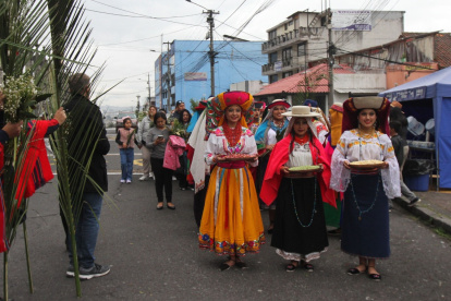 La procesión del Domingo de Ramos partió desde la Basílica del Voto Nacional