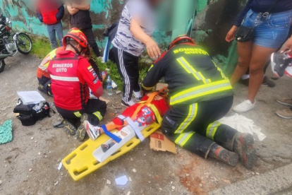 Dos menores de edad resultadon heridos en el siniestro de tránsito.